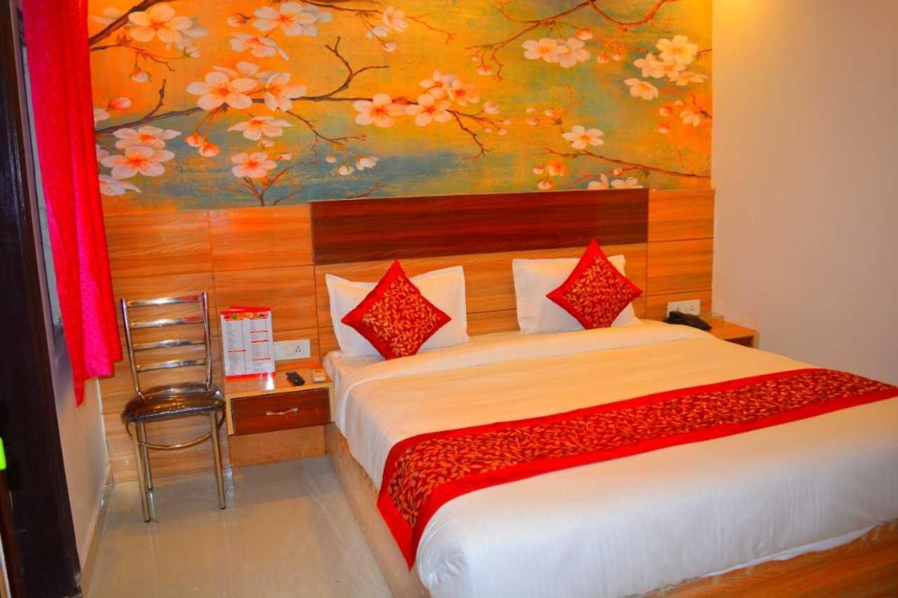Hotel O Alpha Stay Ню Делхи Екстериор снимка